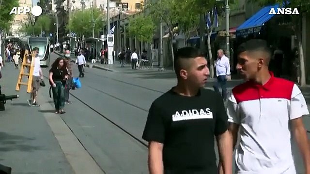Covid, in Israele cade l'obbligo della mascherina all'aperto