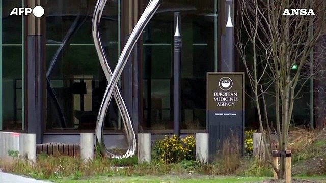 Vaccini, via libera dell'Ema al vaccino Astrazeneca