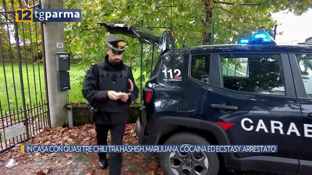 IN CASA CON QUASI TRE CHILI TRA HASHISH, MARIJUANA, COCAINA ED ECSTASY: ARRESTATO | IN CASA CON QUASI TRE CHILI TRA HASHISH, MARIJUANA, COCAINA ED ECSTASY: ARRESTATO