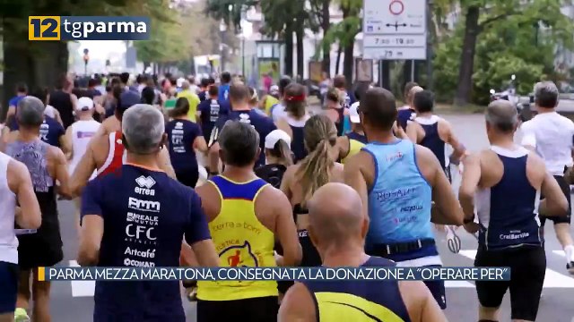 PARMA MEZZA MARATONA, CONSEGNATA LA DONAZIONE A OPERARE PER | PARMA MEZZA MARATONA, CONSEGNATA LA DONAZIONE A OPERARE PER