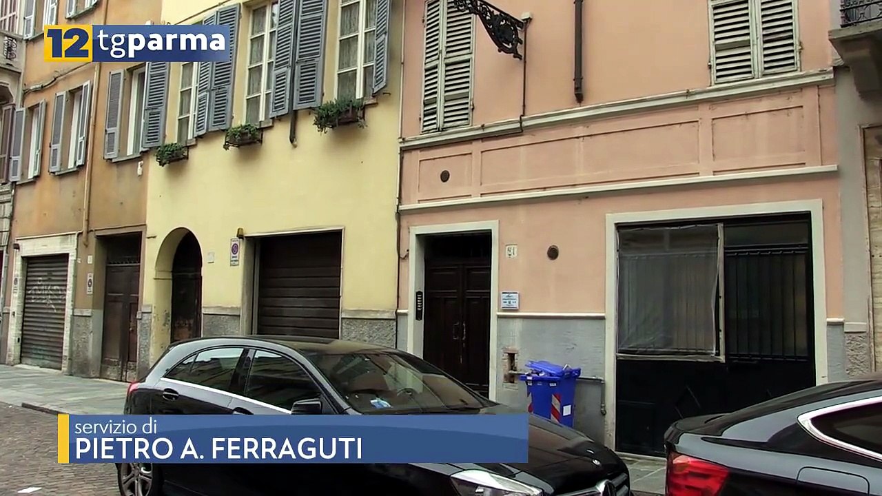 VIA CAVALLOTTI, UN 49ENNE FERITO DA UNA COLTELLATA DA UNA DONNA | VIA CAVALLOTTI, UN 49ENNE FERITO DA UNA COLTELLATA DA UNA DONNA
