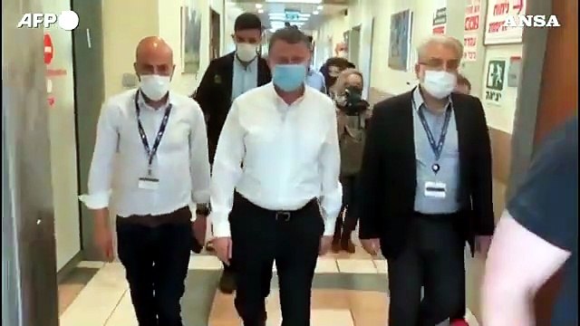 Tragedia monte Meron, il ministro della Salute israeliano visita i feriti