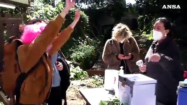 Roma: i lavoratori dello spettacolo occupano il Globe Theatre a Villa Borghese