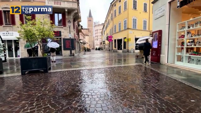 MALTEMPO E PIOGGIA, ALLERTA ARANCIONE PROROGATA PER TUTTA LA GIORNATA DI DOMANI | MALTEMPO E PIOGGIA, ALLERTA ARANCIONE PROROGATA PER TUTTA LA GIORNATA DI DOMANI