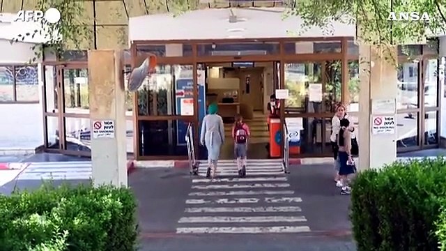 Israele lancia la campagna vaccinale per i ragazzi dai 12 ai 15 anni