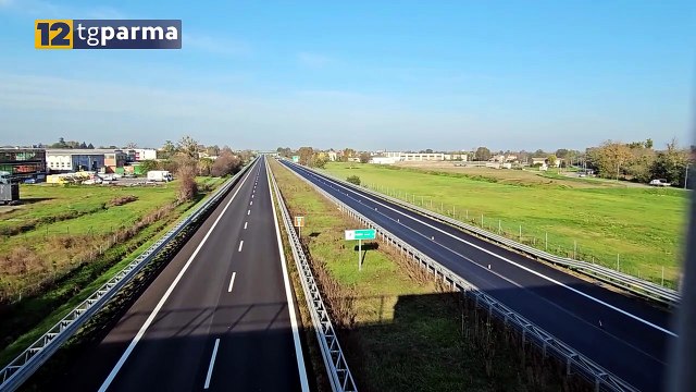 GIALLO IN A15, TROVATO A TERRA UN UOMO FERITO; TANGENZIALE, GRAVE INCIDENTE | GIALLO IN A15, TROVATO A TERRA UN UOMO FERITO; TANGENZIALE, GRAVE INCIDENTE