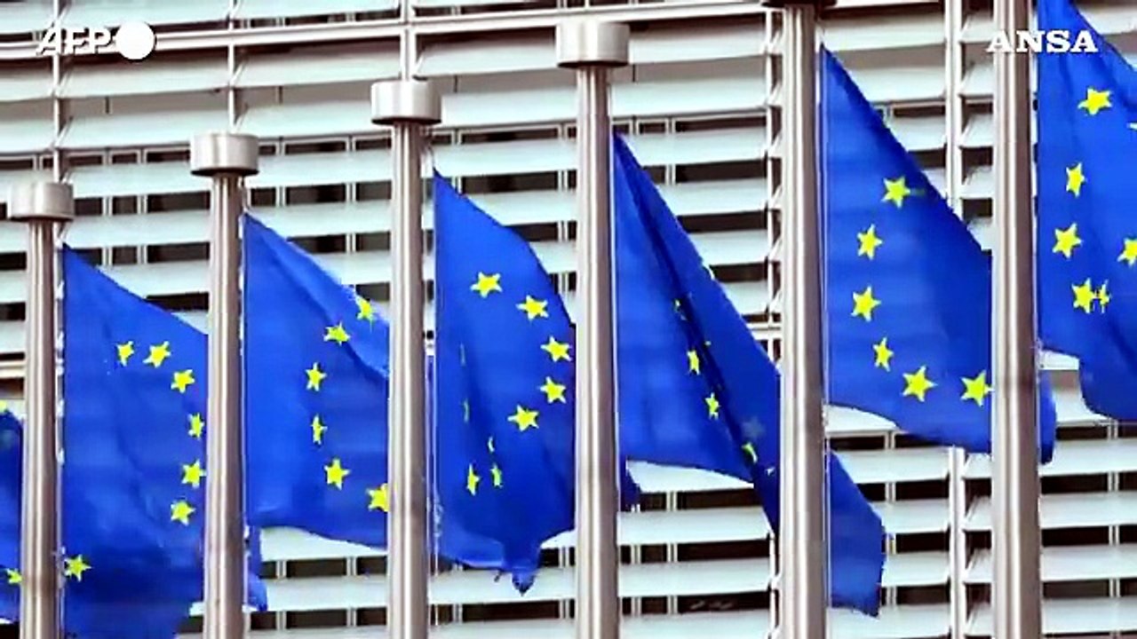 L'Ue chiede una maxi multa ad AstraZeneca per i ritardi