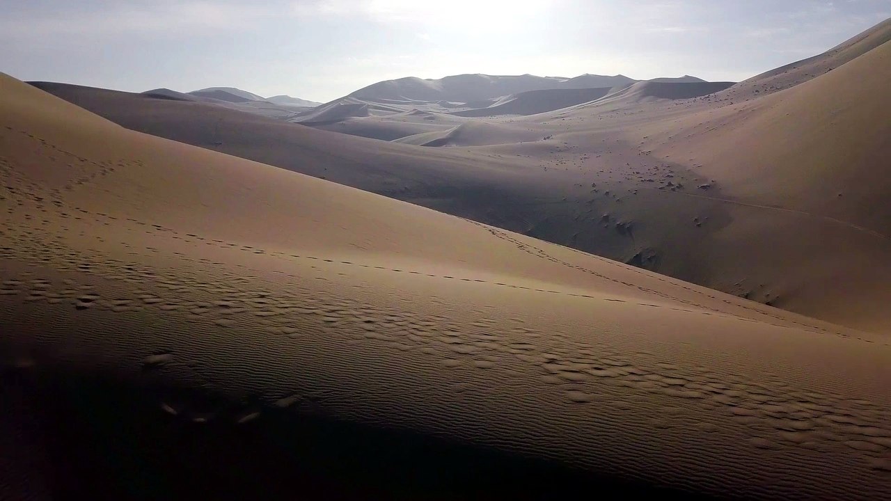 Oasis Mirage du Désert : Musique de Méditation au Bois de Santal et Vent de Sable Chaleureux