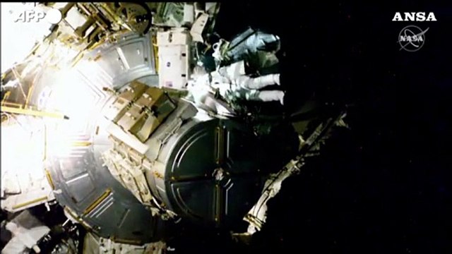 Seconda passeggiata spaziale per gli astronauti Thomas Pesquet e Shane Kimbrough