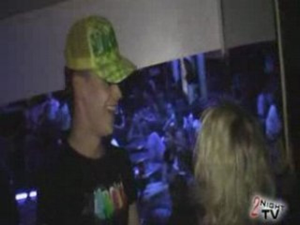 Défilé par le magasin "the 1002" @ corsaire et cocktail