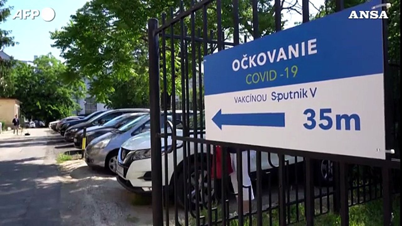 Vaccini, la Slovacchia e' il secondo stato Ue a utilizzare Sputnik