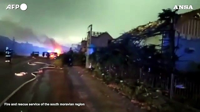 Tornado travolge villaggi in Repubblica Ceca