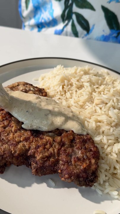 How to Make Fried Cubesteak and Gravy