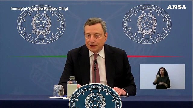 Green pass, Draghi: Gli italiani si vaccinino, il certificato verde serve per non richiudere