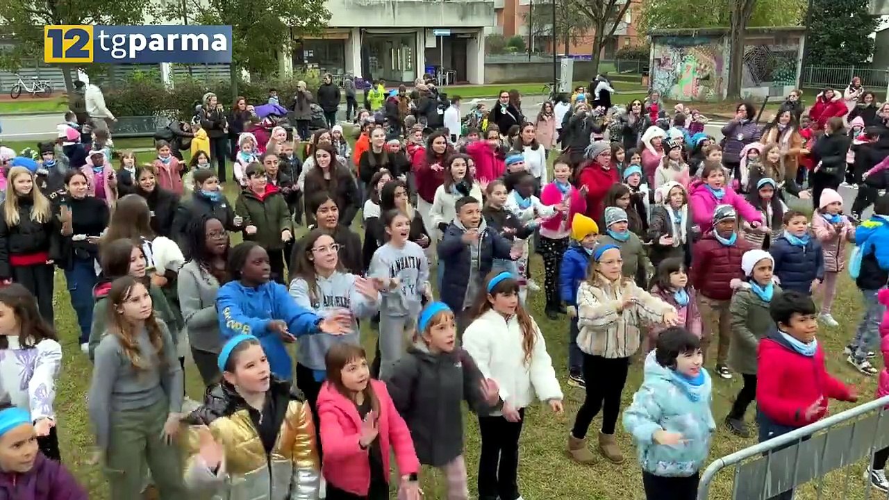 TORRILE, MILLE GIOVANISSIMI IN PIAZZA PER LA FESTA DEI DIRITTI | TORRILE, MILLE GIOVANISSIMI IN PIAZZA PER LA FESTA DEI DIRITTI