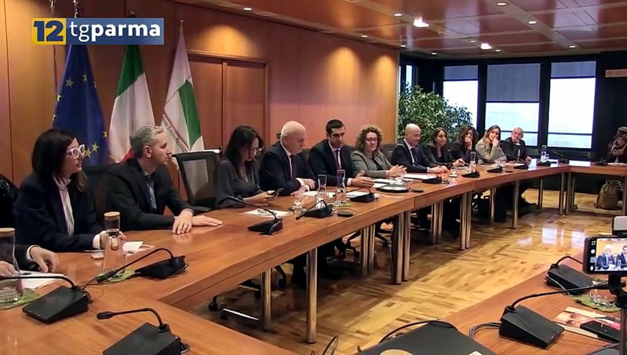 DE PASCALE: "STRATEGIA PUBBLICA PER SOSTENERE GLI AEROPORTI REGIONALI" | DE PASCALE: "STRATEGIA PUBBLICA PER SOSTENERE GLI AEROPORTI REGIONALI"