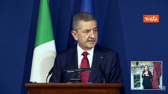 Panetta (Bankitalia): Shock energetico richiede di ricalibrare azione Bce sui tassi
