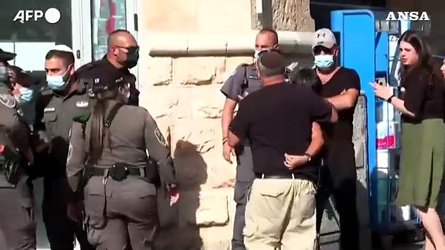 Attacco con un coltello in un negozio di Gerusalemme, due ebrei ortodossi feriti