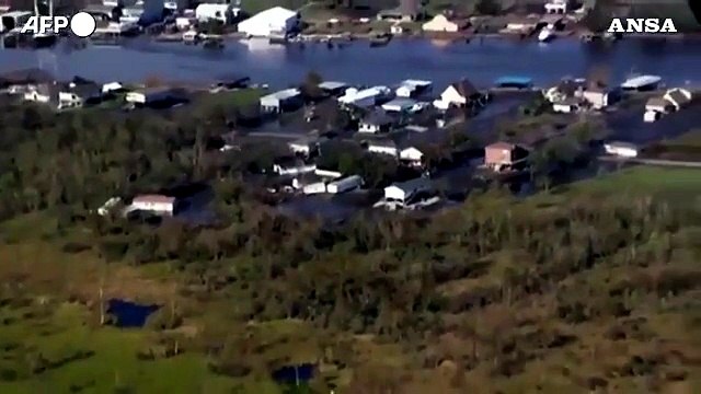 Louisiana, le case inondate dopo il passaggio dell'uragano Ida