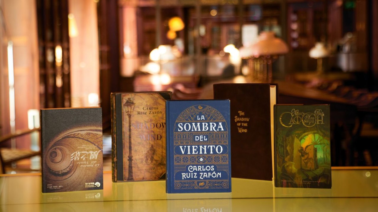 Así ha sido el homenaje a 'La sombra del viento' en el Ateneo de Barcelona
