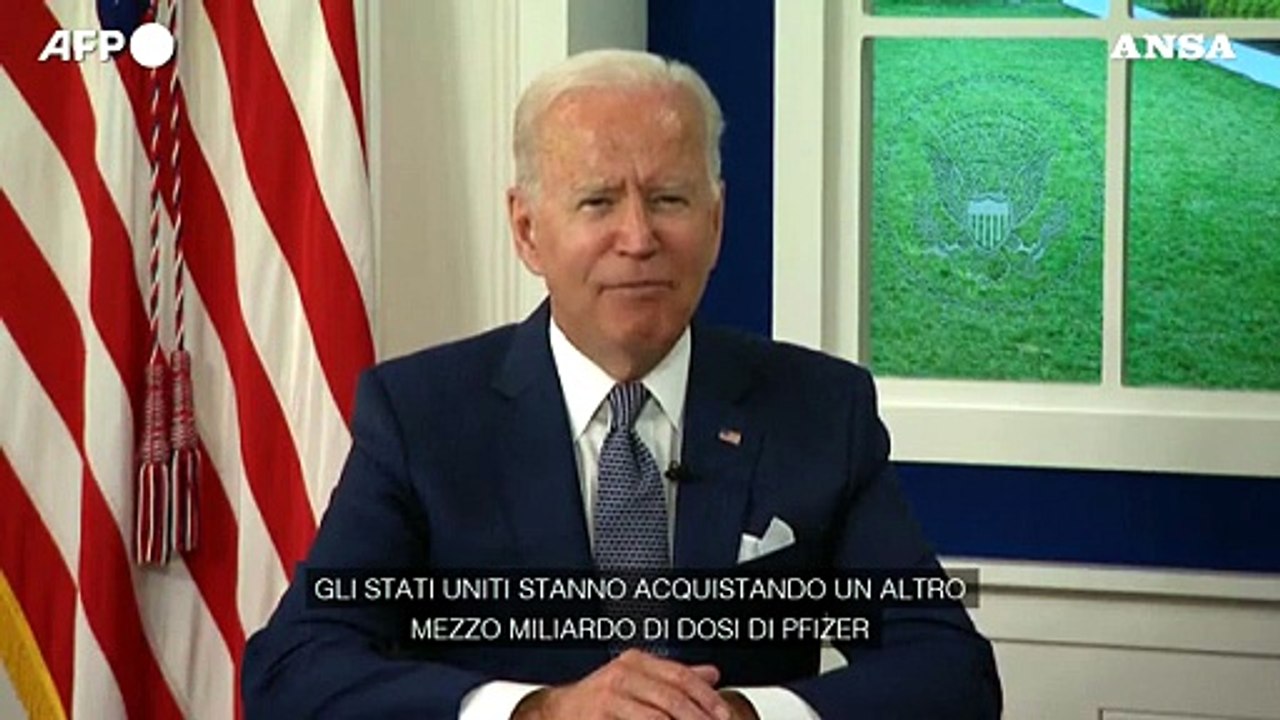 Joe Biden: "Abbiamo acquistato mezzo miliardo di vaccini da donare in tutto il mondo"