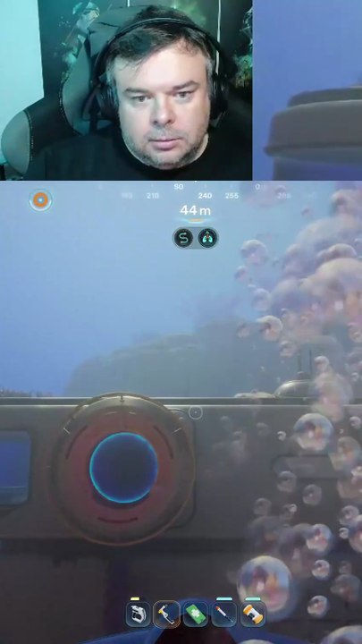 Mais qui m'attaque !!⚔️💥 | #subnautica2