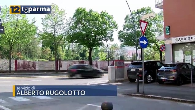INVESTE L'EX FIDANZATO IN AUTO, 24ENNE DENUNCIATA | INVESTE L'EX FIDANZATO IN AUTO, 24ENNE DENUNCIATA
