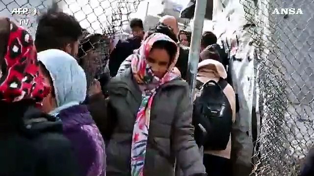 La Turchia mette in quarantena i migranti al confine greco
