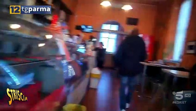 A STRISCIA LA NOTIZIA LO SPACCIO NEL QUARTIERE S. LEONARDO, BRUMOTTI A PARMA | A STRISCIA LA NOTIZIA LO SPACCIO NEL QUARTIERE S. LEONARDO, BRUMOTTI A PARMA