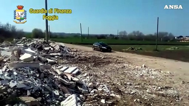 Foggia, sequestrati due depositi di rifiuti speciali