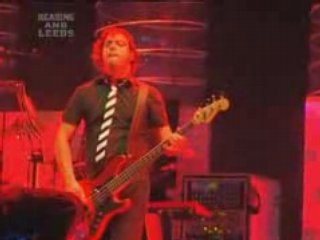 Hysteria - Muse live in Reading 2006