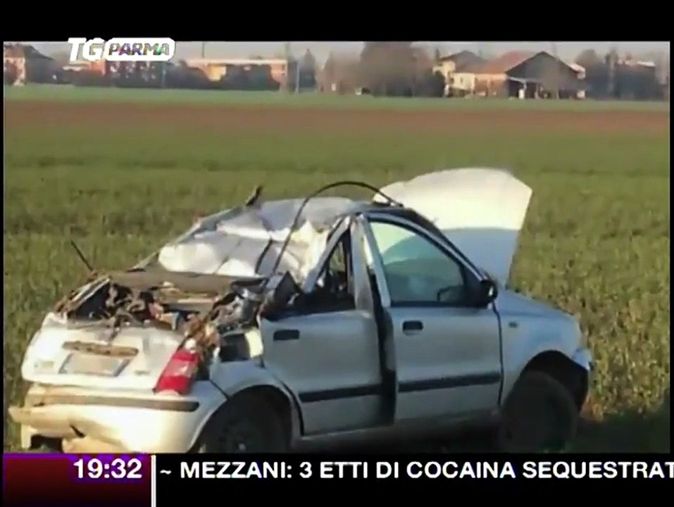 Auto fuori strada tra Fidenza e Tabiano, grave una 49enne
