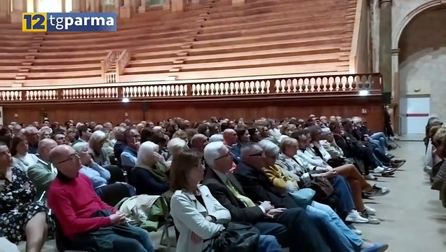CALEIDOSCOPIO : SUCCESSO PER MICHELE SERRA AL TEATRO FARNESE | CALEIDOSCOPIO : SUCCESSO PER MICHELE SERRA AL TEATRO FARNESE