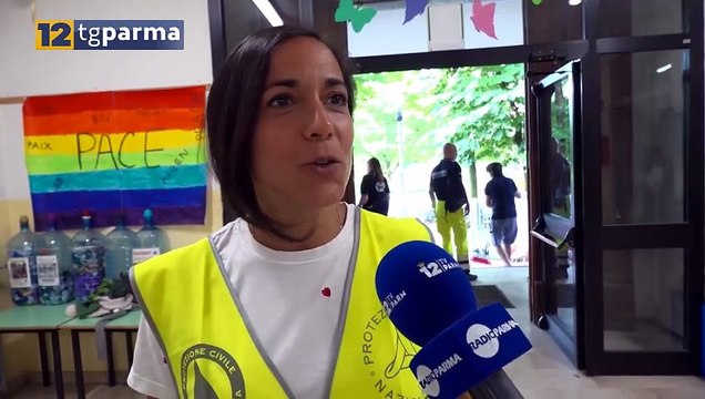 EVACUAZIONE, ATTESA E RISTORO ALLA SCUOLA PEZZANI | EVACUAZIONE, ATTESA E RISTORO ALLA SCUOLA PEZZANI