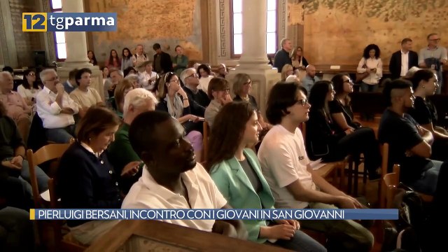 PIERLUIGI BERSANI, INCONTRO CON I GIOVANI IN SAN GIOVANNI | PIERLUIGI BERSANI, INCONTRO CON I GIOVANI IN SAN GIOVANNI
