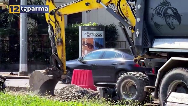 ASFALTATURE SULLE STRADE CITTADINE: LAVORI IN PIENO SVOLGIMENTO | ASFALTATURE SULLE STRADE CITTADINE: LAVORI IN PIENO SVOLGIMENTO