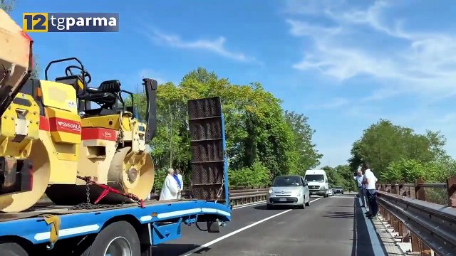DOPO 6 MESI DI LAVORI E 3 ANNI DI BUROCRAZIA RIAPERTO IL PONTE SULLA SP57 | DOPO 6 MESI DI LAVORI E 3 ANNI DI BUROCRAZIA RIAPERTO IL PONTE SULLA SP57