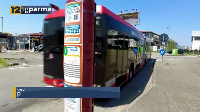 PANICO SUL BUS A SAN LEONARDO: URLA E VETRI INFRANTI, 40ENNE DENUNCIATO | PANICO SUL BUS A SAN LEONARDO: URLA E VETRI INFRANTI, 40ENNE DENUNCIATO