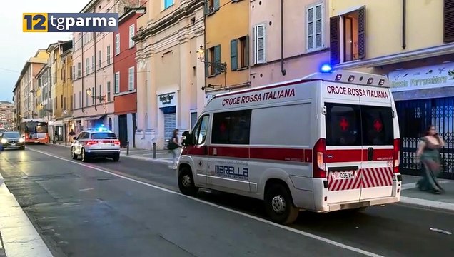 GIALLO VIA D'AZEGLIO, STA BENE LA DONNA 21ENNE CITATA DAL FERITO | GIALLO VIA D'AZEGLIO, STA BENE LA DONNA 21ENNE CITATA DAL FERITO