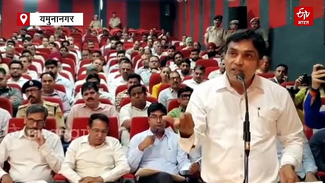 हरियाणा के 'गब्बर' ने फिर लगाई अधिकारियों की क्लास, यमुनानगर कष्ट निवारण समिति की बैठक में ऑन-द-स्पॉट की कार्रवाई