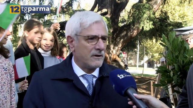4 NOVEMBRE: GIORNATA DELL'UNITÁ D'ITALIA E DELLE FORZE ARMATE, CERIMONIA IN PIAZZA | 4 NOVEMBRE: GIORNATA DELL'UNITÁ D'ITALIA E DELLE FORZE ARMATE, CERIMONIA IN PIAZZA