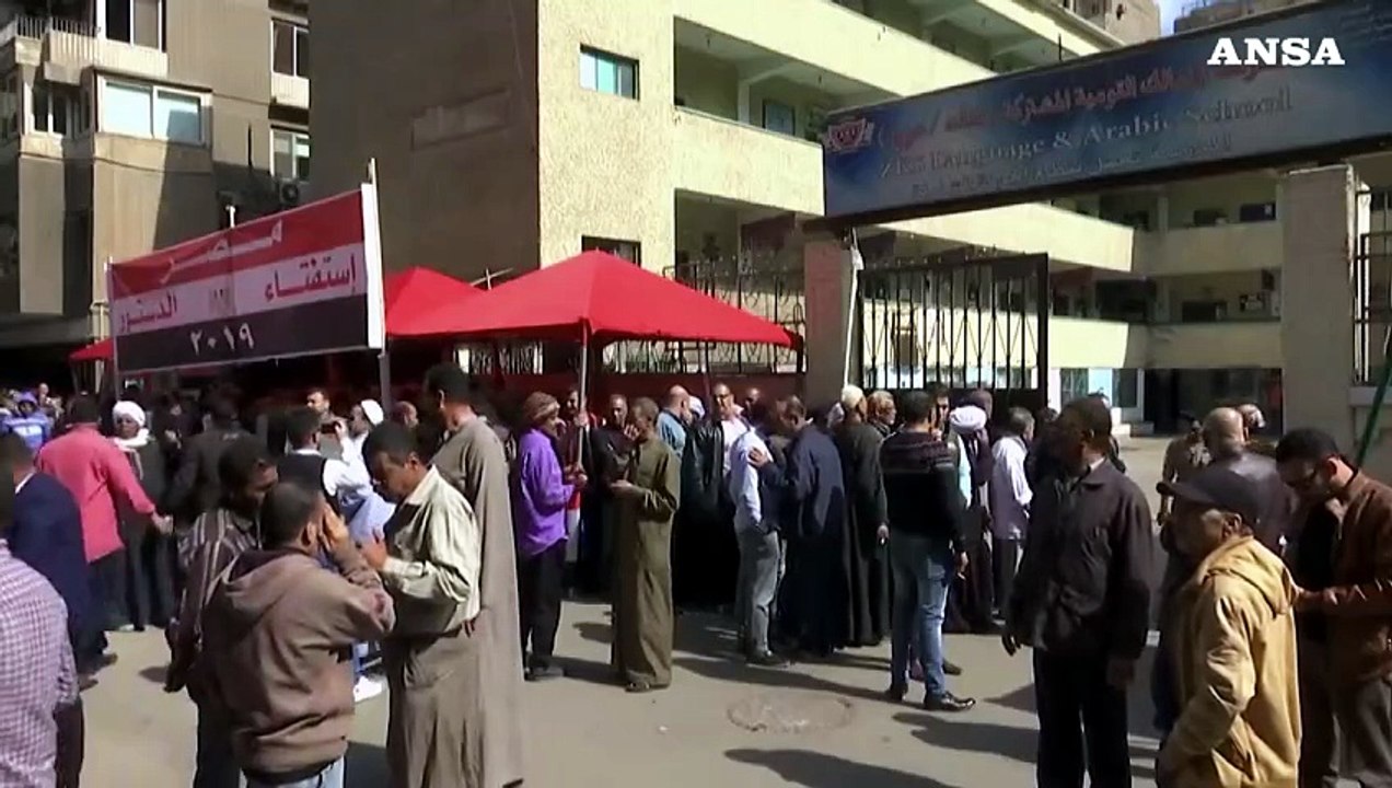 Egitto, referendum su al-Sisi fino al 2030