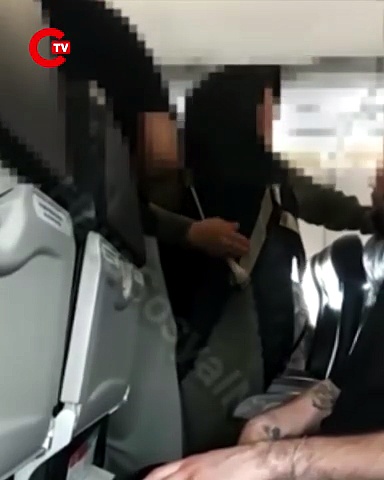 Türk Hava Yolları’nın İstanbul-Malatya seferinde, inişe geçen uçakta bir yolcunun tuvalete gitmek istemesi üzerine olay çıktı.
