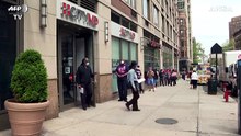 Coronavirus, New York in fila per il test sierologico