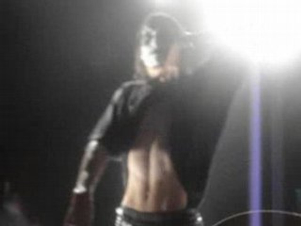 T-PAIN AU BATACLAN 16 JUIN SES DANSEURS