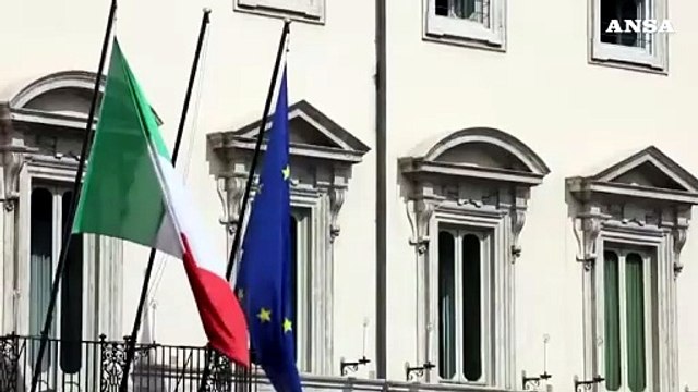 Governo, Conte a M5s-Lega: basta liti. Slitta incontro Siri