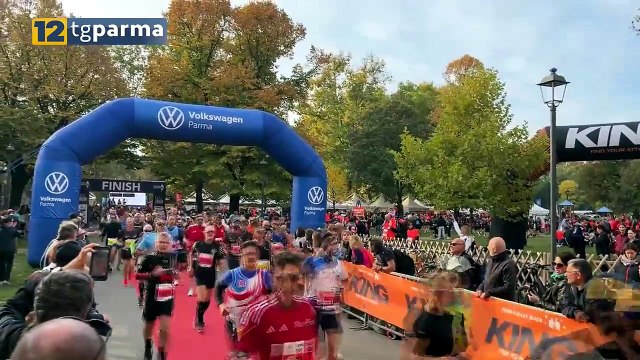 PARMA MARATHON, SEIMILA ISCRITTI PER LE VIE DELLA CITTA', VINCE IL TEDESCO MEINKE | PARMA MARATHON, SEIMILA ISCRITTI PER LE VIE DELLA CITTA', VINCE IL TEDESCO MEINKE