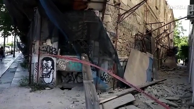 Terremoto ad Atene, crollati alcuni edifici disabitati