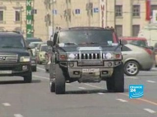 Big cars and big pollution in Moscow