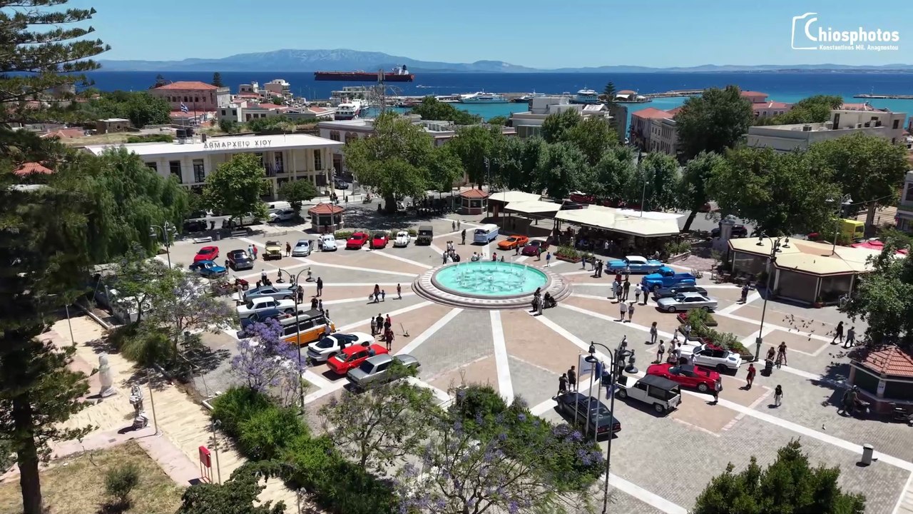 Ταξίδι στο χρόνο με αυτοκίνητα αντίκες μιας άλλης εποχής